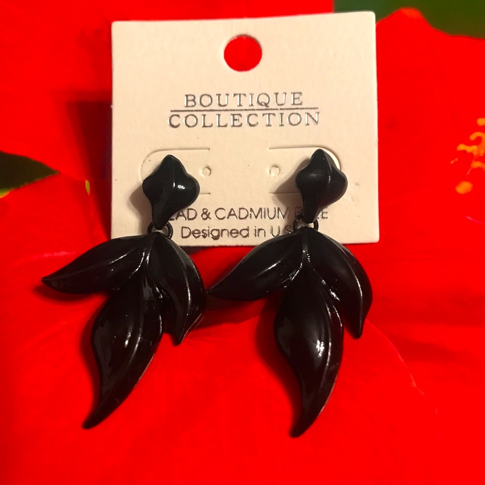 New Black Enamel Dangle Earrings - Boutique Collection